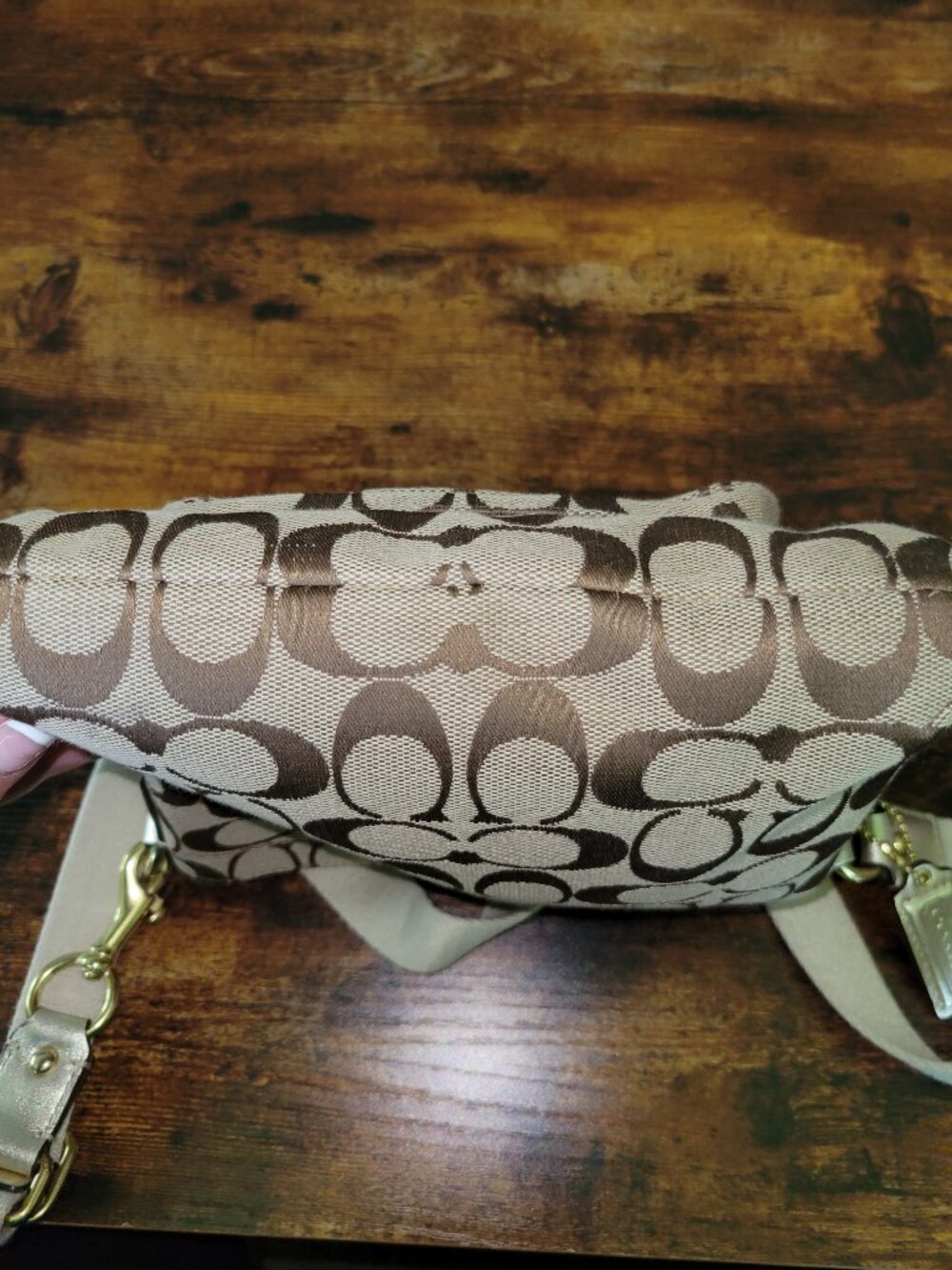 Coach Signature Penelope Turnlock Swingpack Crossbody - Picture 8 of 10